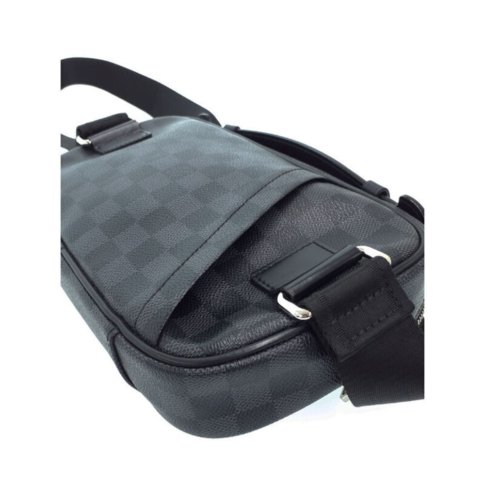 Louis Vuitton Umbrella Damier Graphite Body Bag Black - Picture 8 of 9